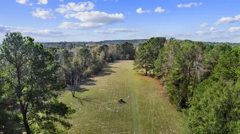 6910 Highway 147 N Center TX 75935