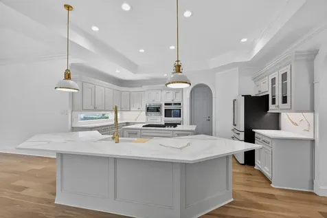 2 Argonne Place The Woodlands TX 77382