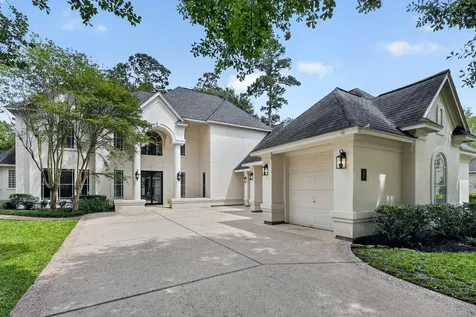 2 Argonne Place The Woodlands TX 77382