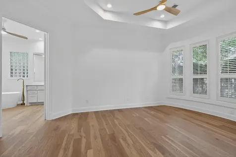 2 Argonne Place The Woodlands TX 77382
