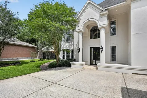 2 Argonne Place The Woodlands TX 77382