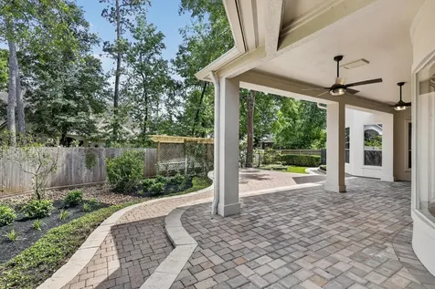 2 Argonne Place The Woodlands TX 77382