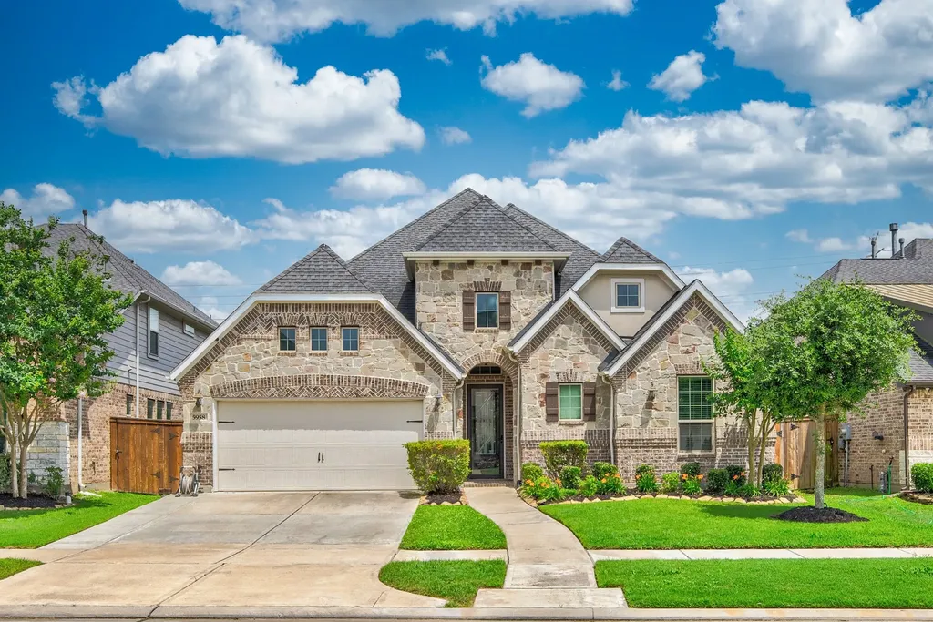 5958 Arcola Meadow Court Houston TX 77059