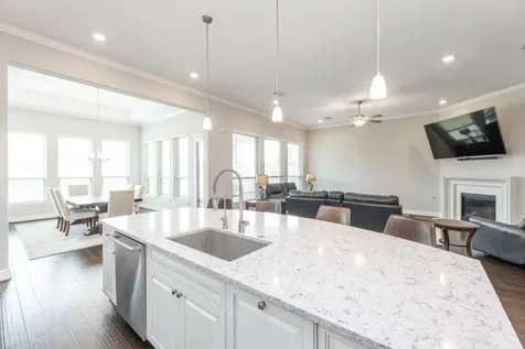5958 Arcola Meadow Court Houston TX 77059