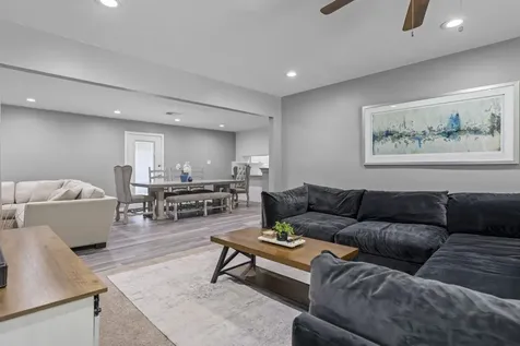 5651 Ludington Drive Houston TX 77035