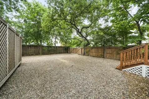 2019 Crockett Street Houston TX 77007