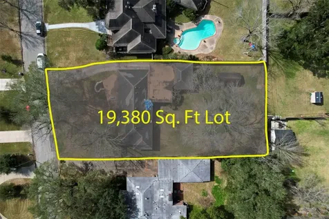 5518 Holly Street Houston TX 77081