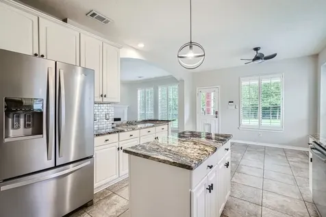 17 Leandro Court Montgomery TX 77356