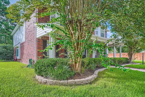 17 Leandro Court Montgomery TX 77356