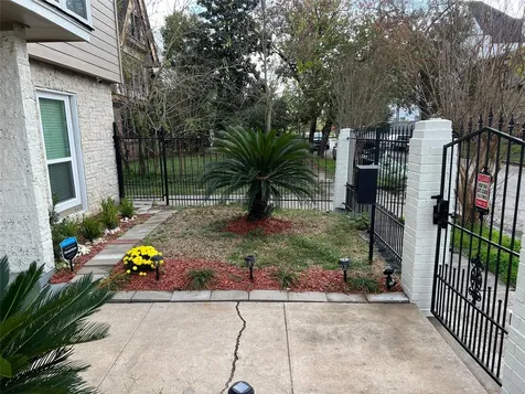 1909 Ruth Street Houston TX 77004