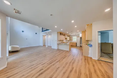 2127 Bambi Court Cleveland TX 77328