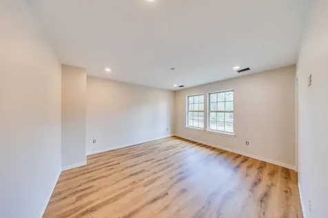 2127 Bambi Court Cleveland TX 77328