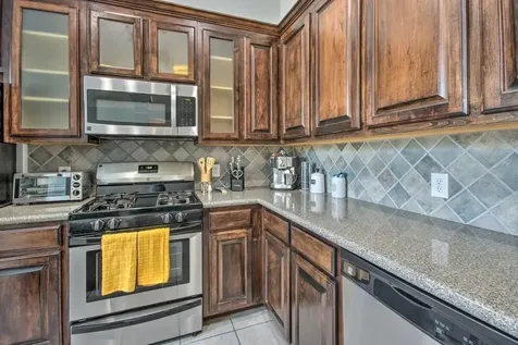 207 Knox Street Houston TX 77007