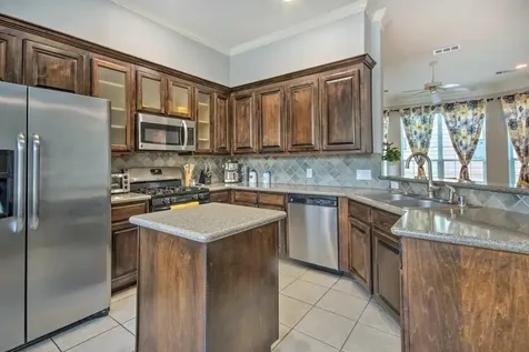 207 Knox Street Houston TX 77007