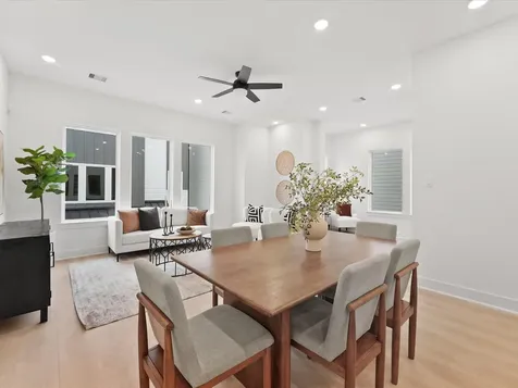 267 De Boll Street Houston TX 77022