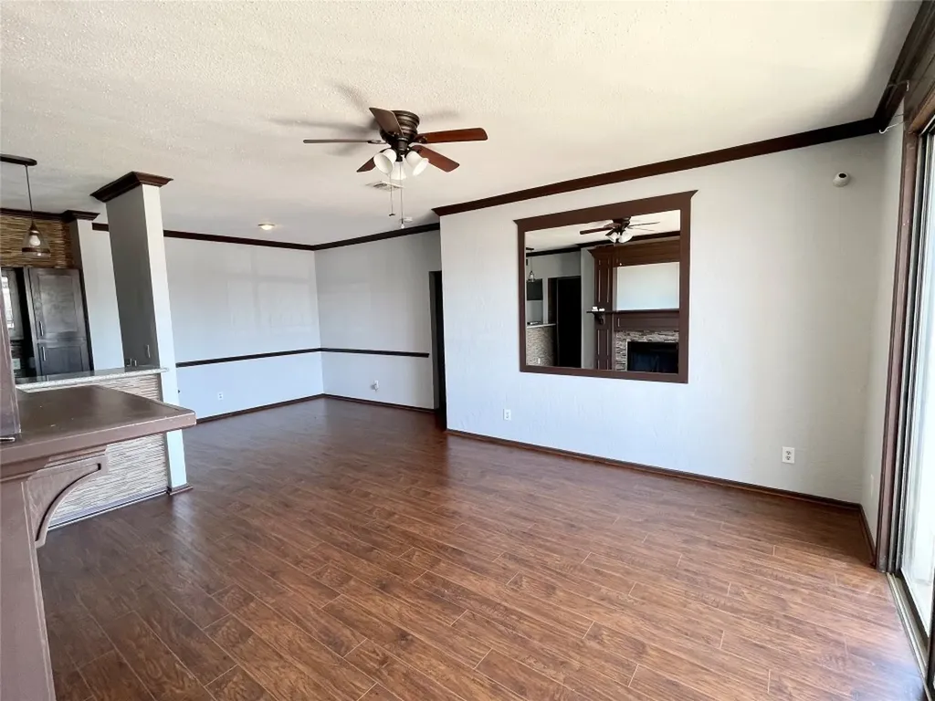 14550 Fonmeadow Drive 1305 Houston TX 77035