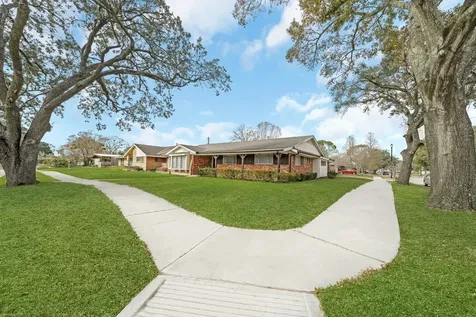 4002 Martinshire Drive Houston TX 77025
