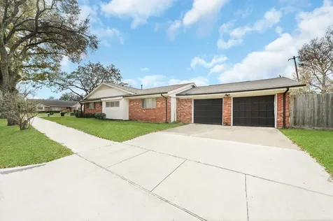 4002 Martinshire Drive Houston TX 77025