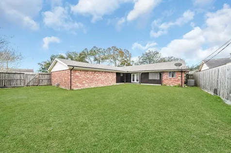 4002 Martinshire Drive Houston TX 77025