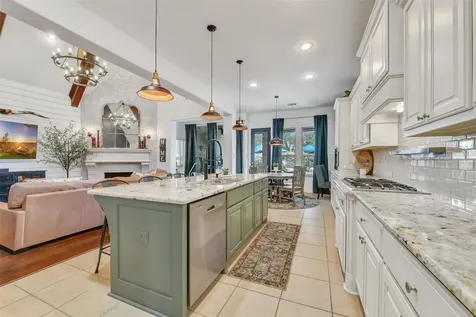 911 Ember Hills Lane Friendswood TX 77546