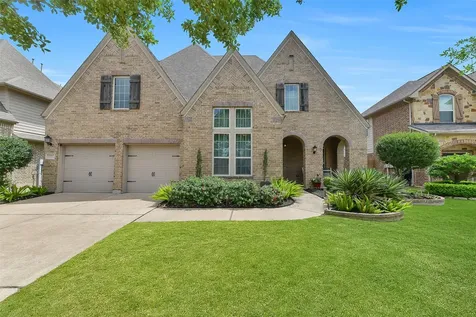 911 Ember Hills Lane Friendswood TX 77546