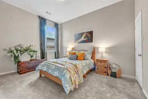 911 Ember Hills Lane Friendswood TX 77546