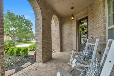 911 Ember Hills Lane Friendswood TX 77546
