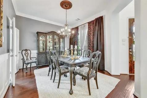 911 Ember Hills Lane Friendswood TX 77546