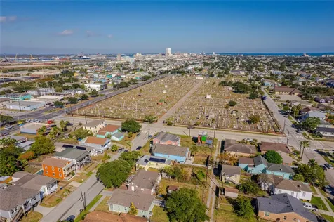 4309 K Avenue Galveston TX 77550