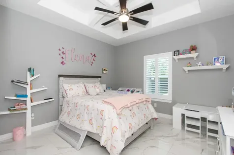 602 E Main Street La Porte TX 77571