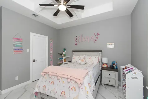 602 E Main Street La Porte TX 77571