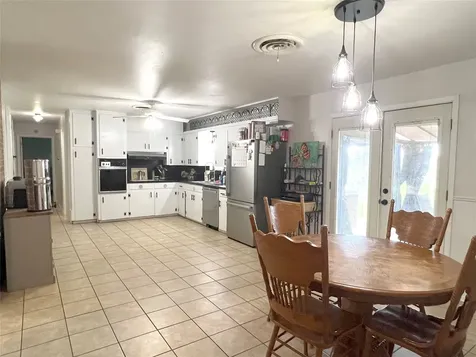 131 Walker Avenue Lolita TX 77971