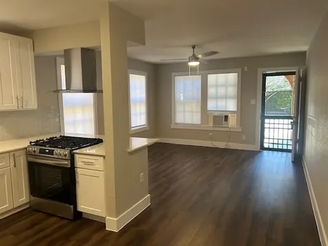 2428 Avenue 0 1/2 Street 2 Galveston TX 77550