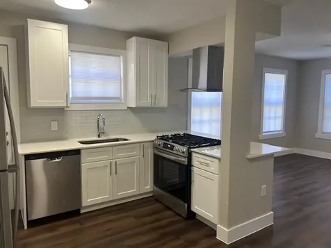 2428 Avenue 0 1/2 Street 2 Galveston TX 77550