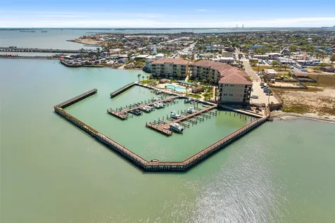 301 E Houston Street Port Isabel TX 78578