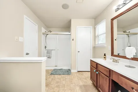 3007 Swift Brook Glen Spring TX 77389