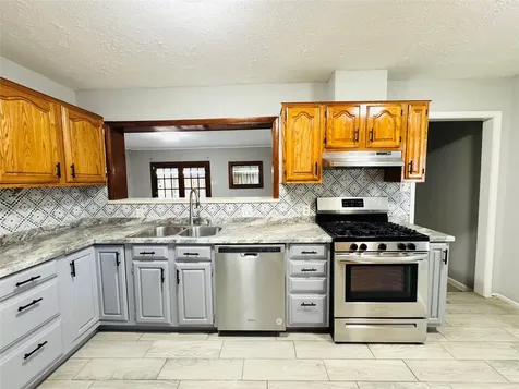 7905 Turquoise Lane Houston TX 77055