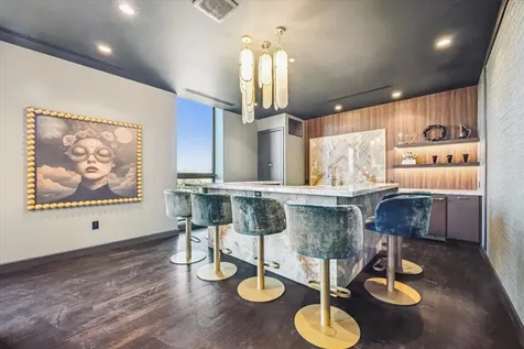 2323 San Felipe Street 1101 Houston TX 77019