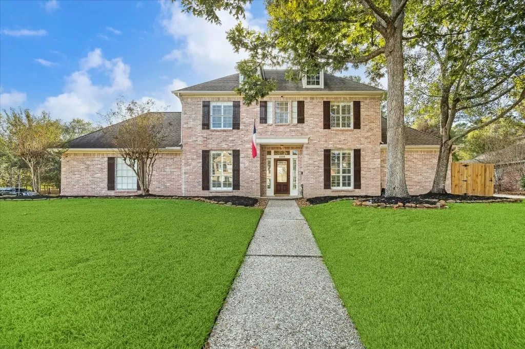 2103 Mountain Lake Drive Kingwood TX 77345