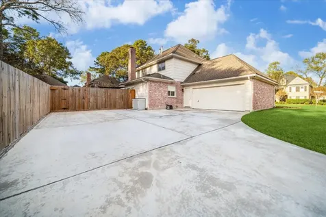 2103 Mountain Lake Drive Kingwood TX 77345