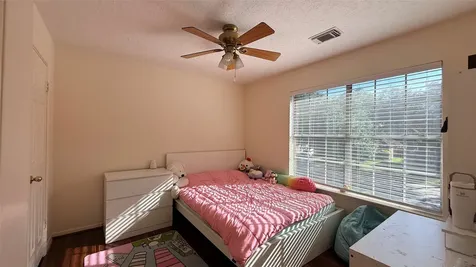 106 Crimson Bay Drive League City TX 77573