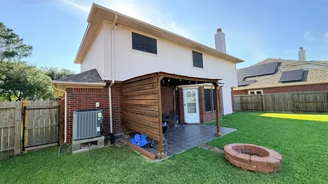 106 Crimson Bay Drive League City TX 77573