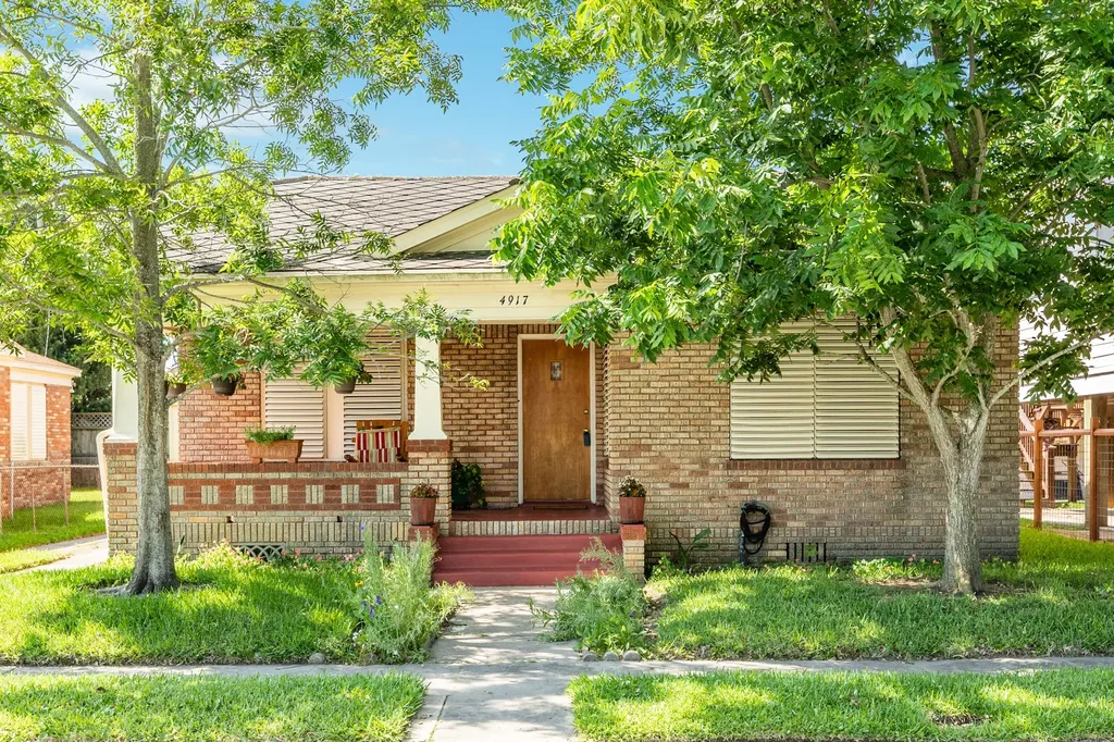 4917 Austin Drive Galveston TX 77551