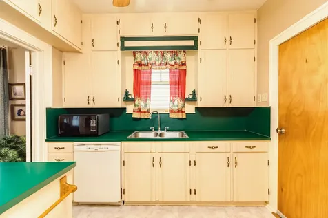 4917 Austin Drive Galveston TX 77551