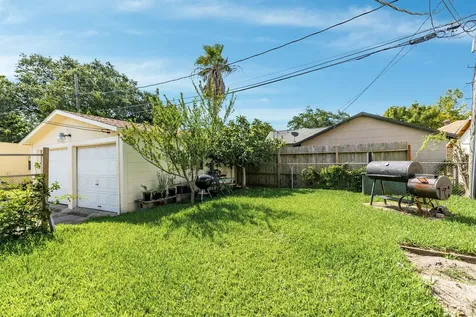4917 Austin Drive Galveston TX 77551
