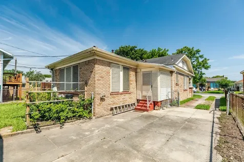 4917 Austin Drive Galveston TX 77551