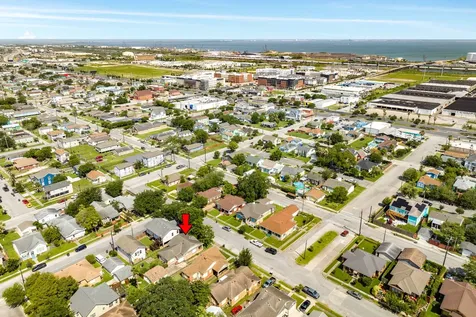 4917 Austin Drive Galveston TX 77551