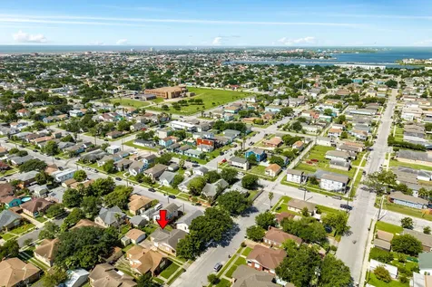4917 Austin Drive Galveston TX 77551