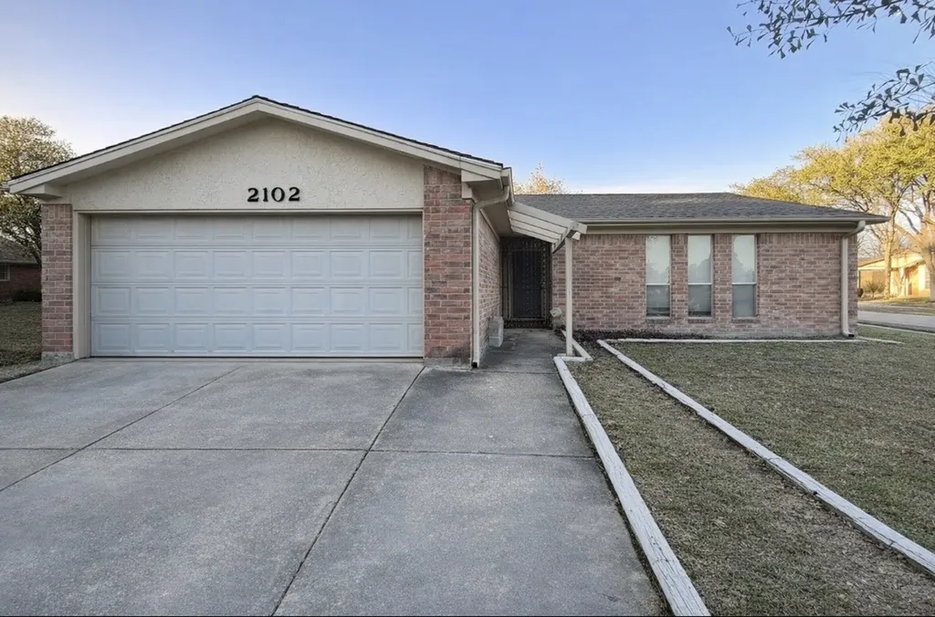 2102 Snowdrop Lane Houston TX 77067