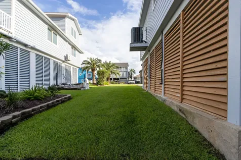 1330 Leilani Drive Tiki Island TX 77554